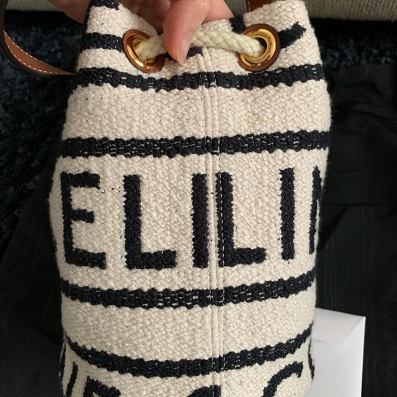 Celine teen drawstring bucket bag - Picture 5 of 12